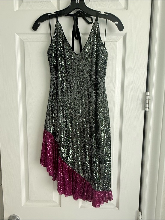 One33 Social Dresses & Skirts - One33 Social Silver Sequin Dress - Size 4